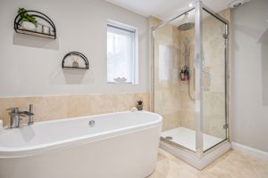 Main bathroom- click for photo gallery